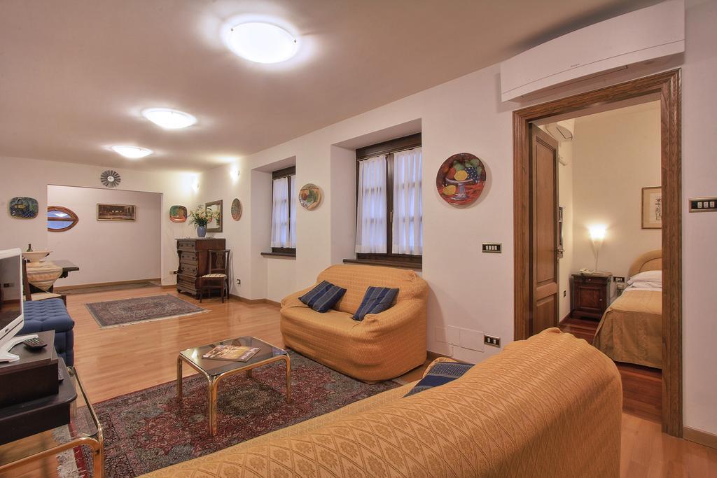 Florence Old Town Apartment Ruang foto