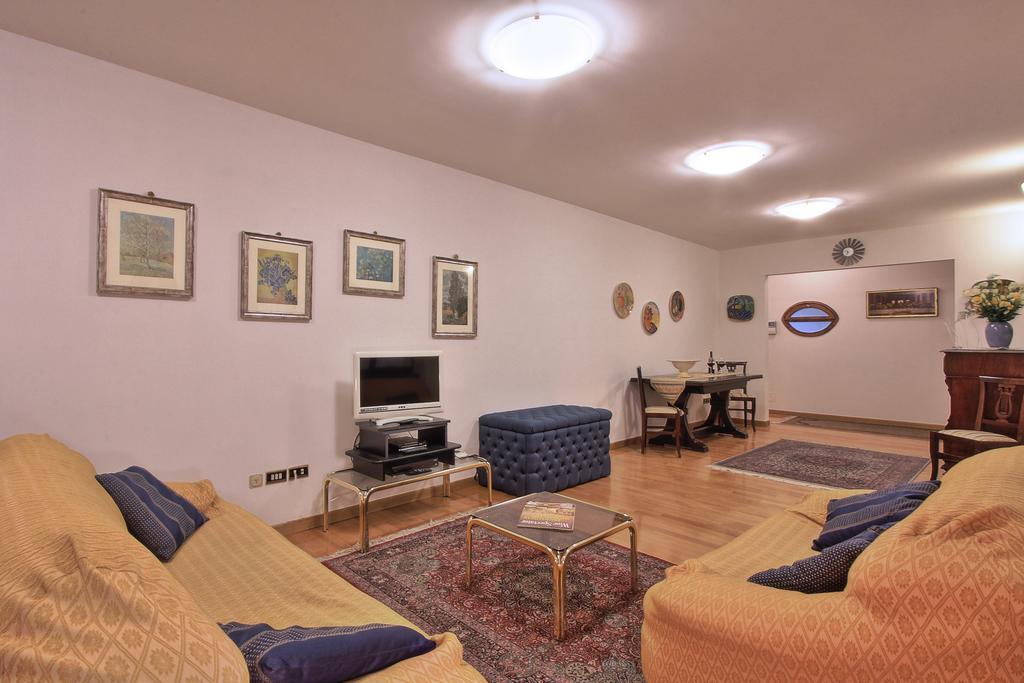 Florence Old Town Apartment Ruang foto